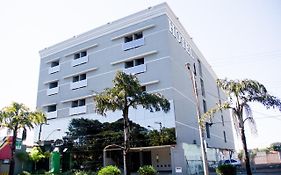 BOMBONATO HOTEL - Fácil Acesso ao Aeroporto e parque de Exposições ABCZ